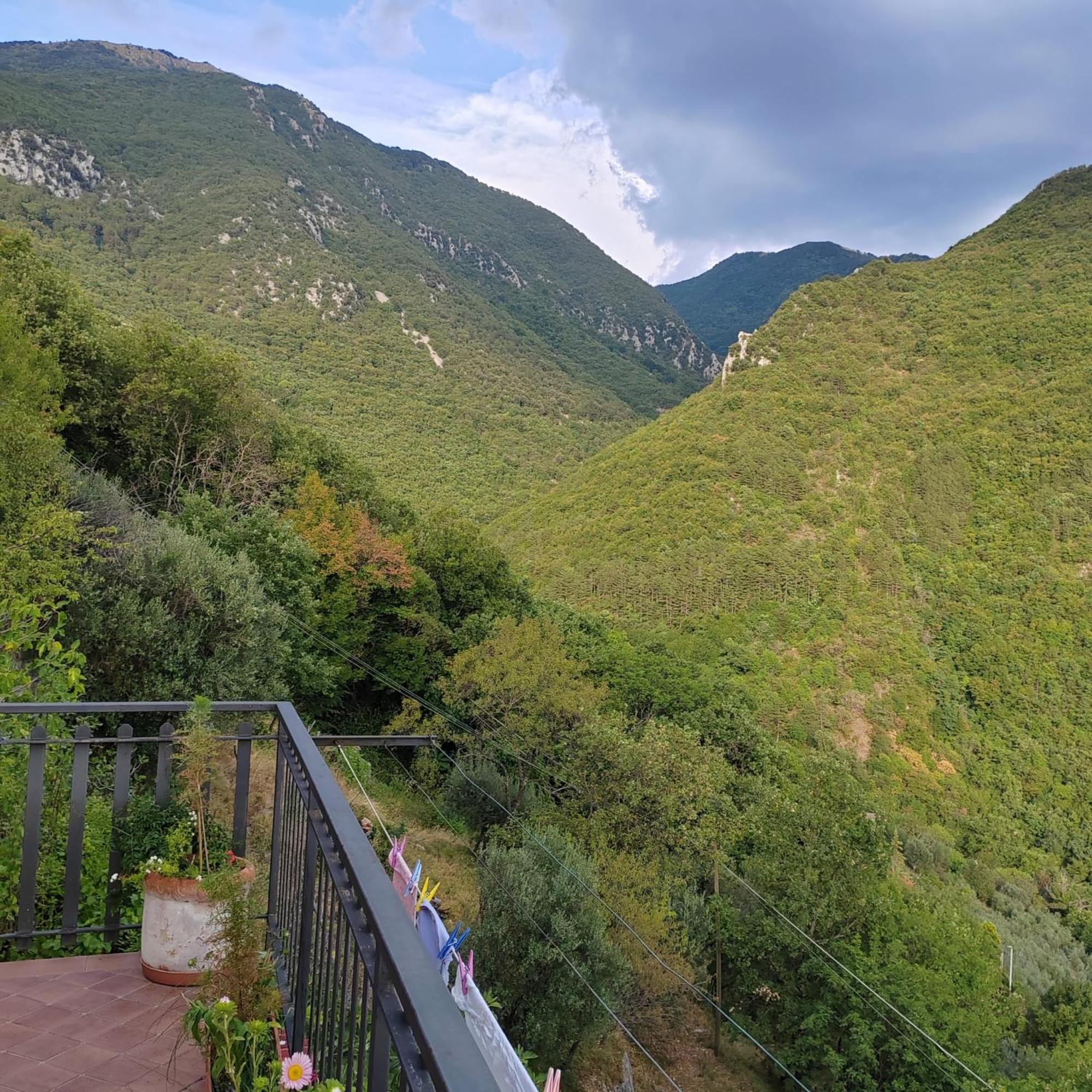 Casa San Giacomo Poggio Bustone Eksteriør billede