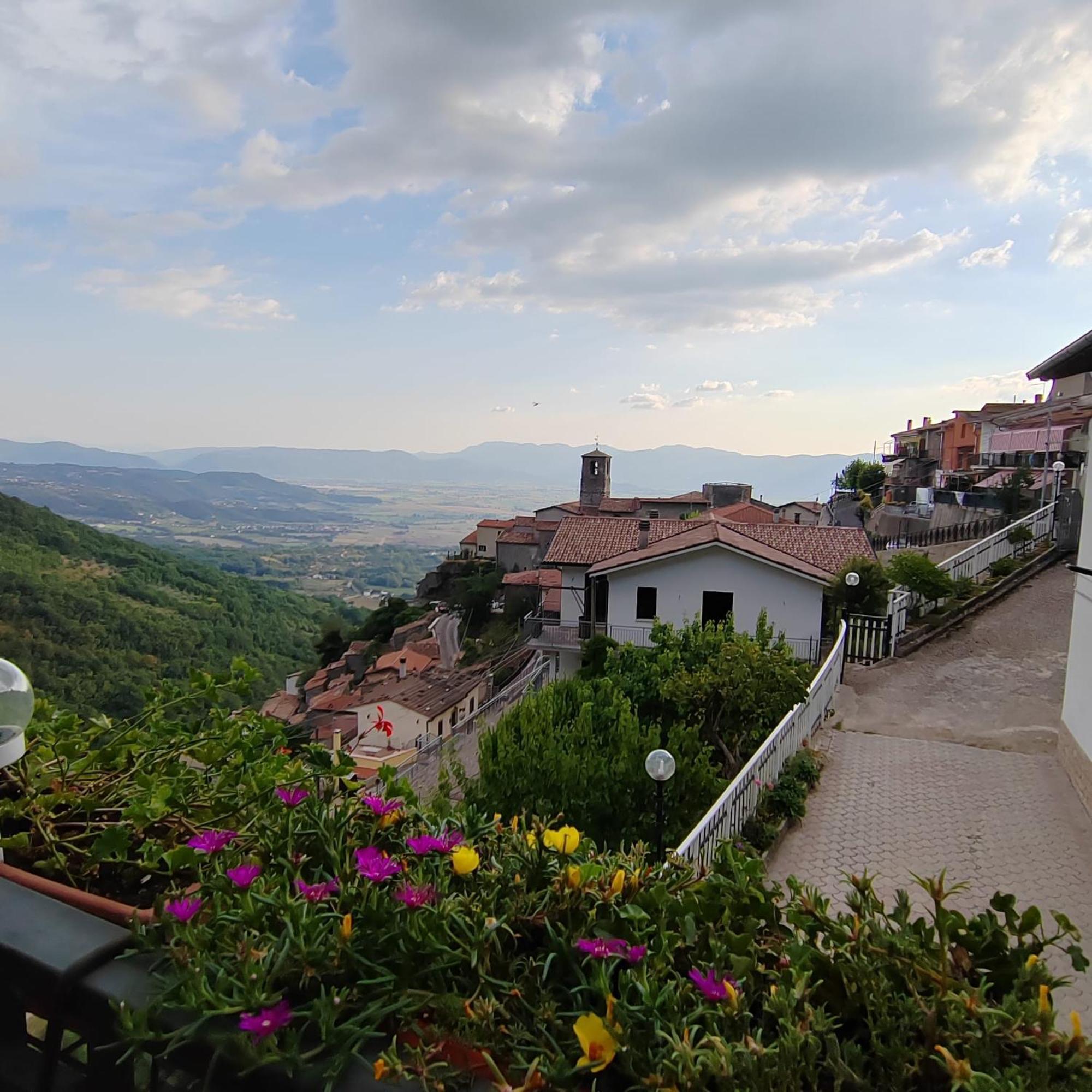 Casa San Giacomo Poggio Bustone Eksteriør billede